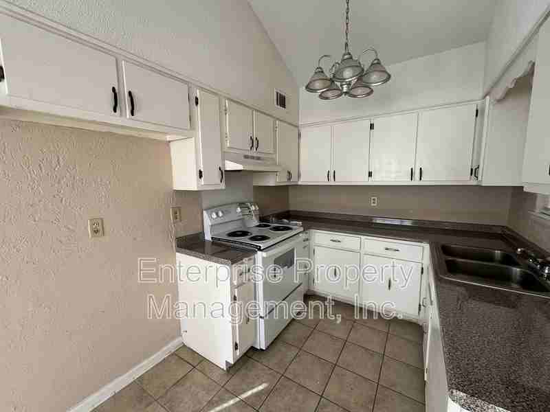 5312 Plover Dr - Photo 7 of 19