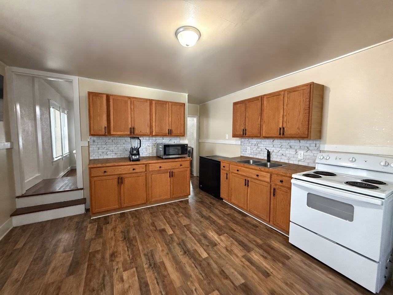 35 N 3rd St - Photo 4 of 12