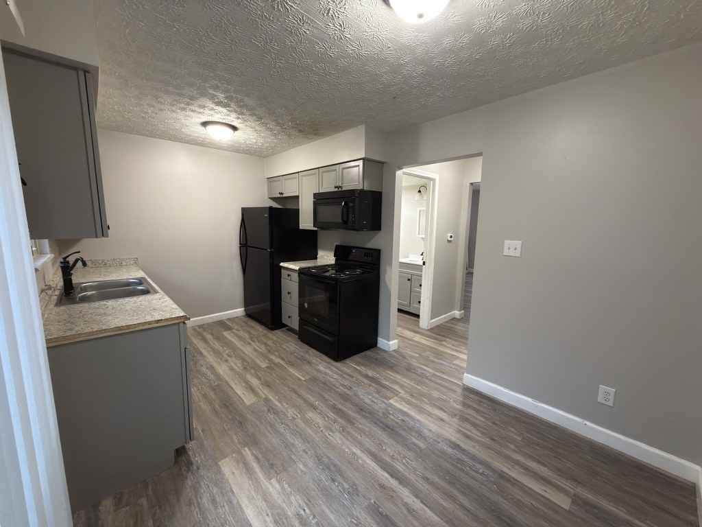 2397 S Breiel Blvd #1 - Photo 4 of 15