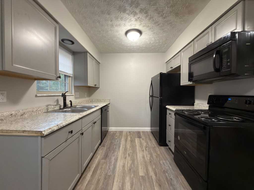 2397 S Breiel Blvd #1 - Photo 5 of 15