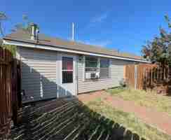 featured image of 1521 W 4th Ave