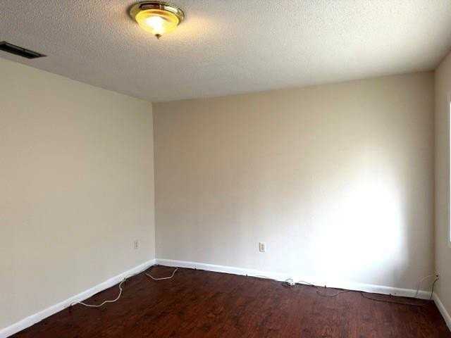 2504 Morningside Dr - Photo 4 of 13