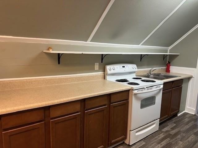 122 Glenwood St - Photo 2 of 13