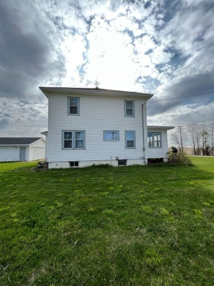 3908 W Mineral Point Rd - Photo 4 of 31
