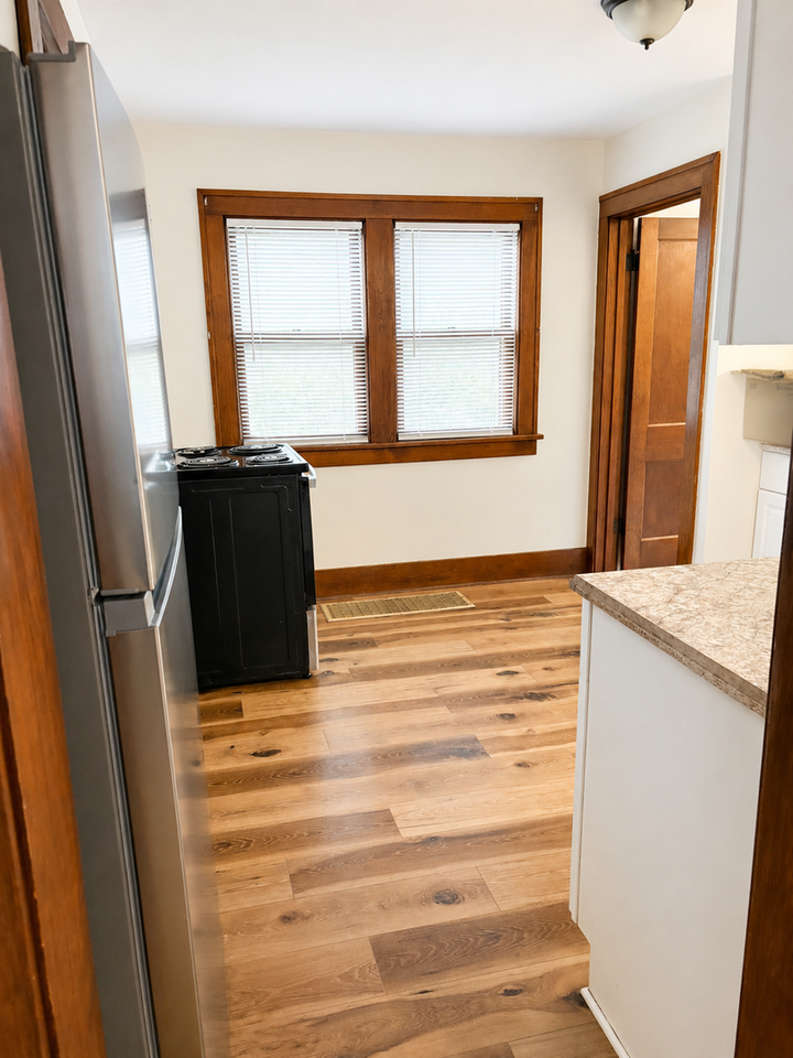 3908 W Mineral Point Rd - Photo 6 of 31