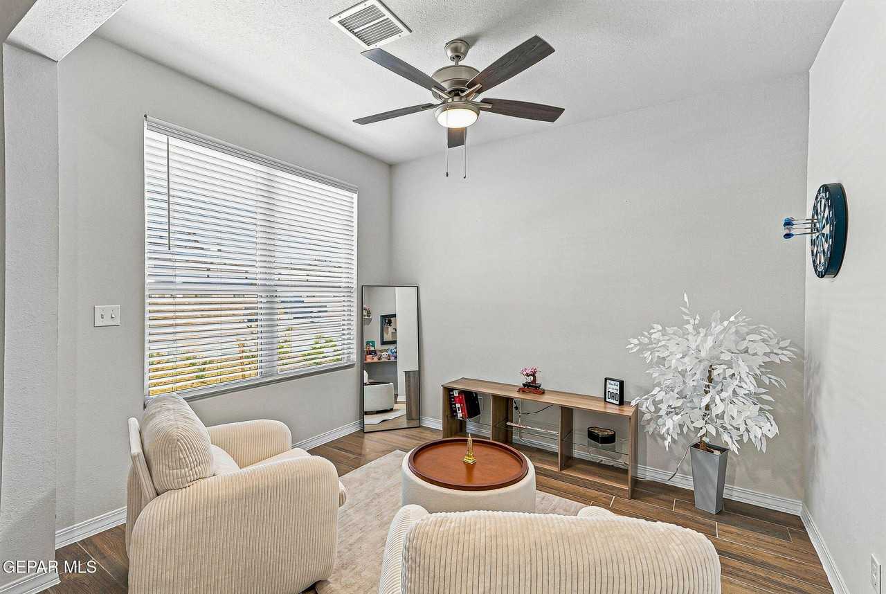 13876 Loreina Luz Ave - Photo 6 of 38