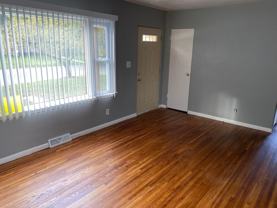 1216 Beech St - Photo 1 of 1