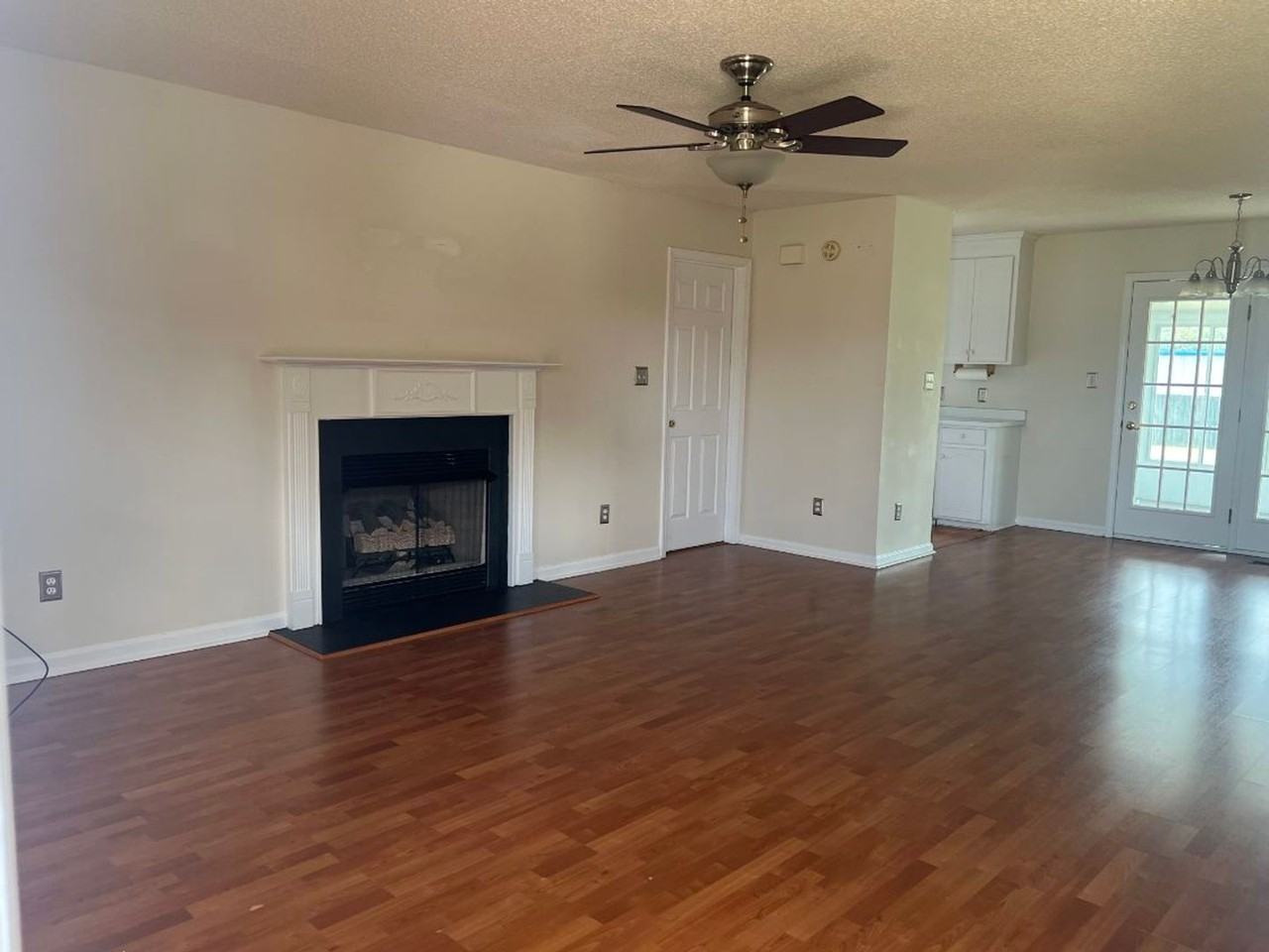 108 Andrea Dr - Photo 2 of 13