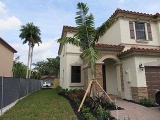 6561 N Anise Ct - Photo 3 of 43