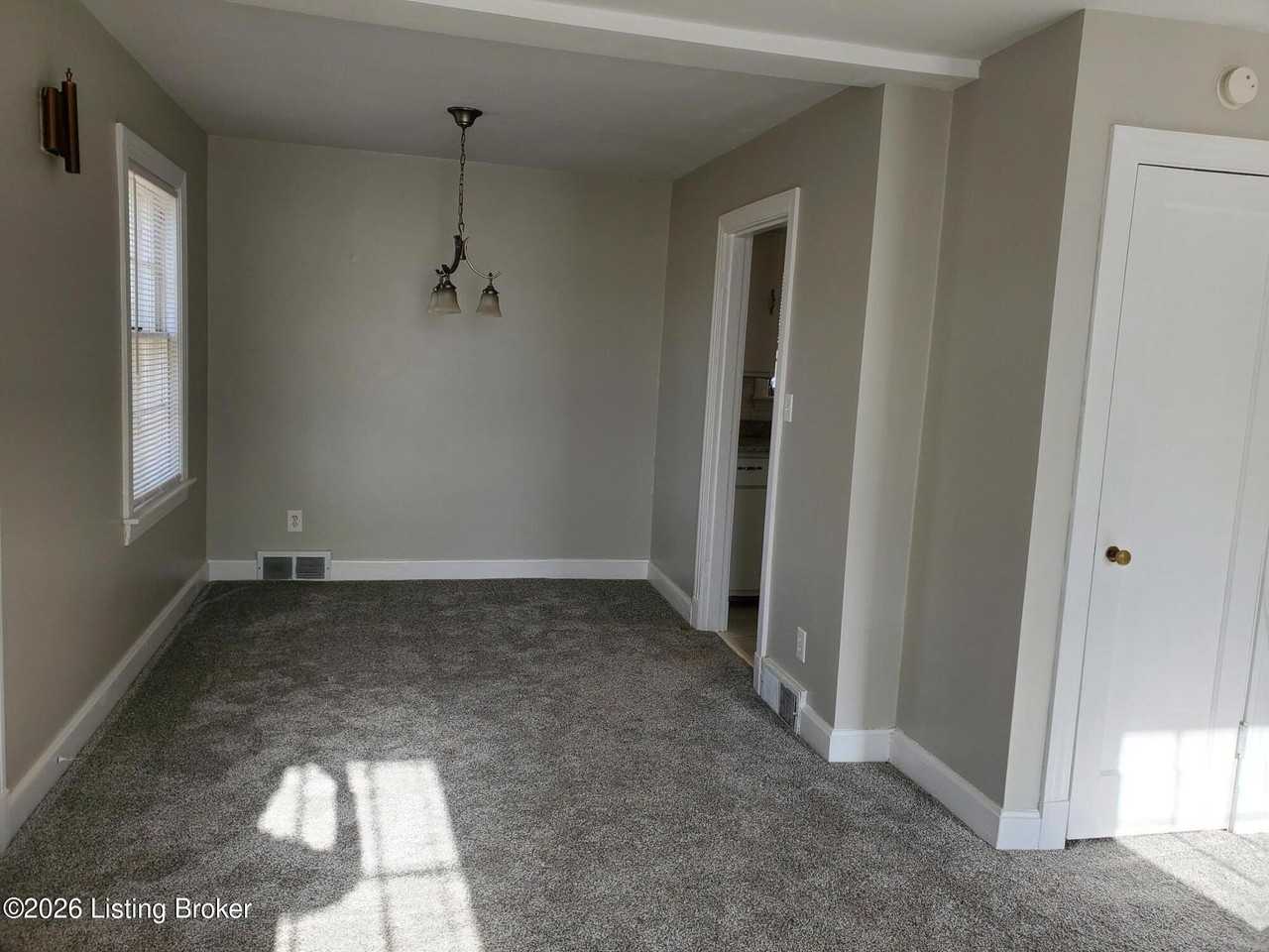 305 S Hubbards Ln - Photo 4 of 13