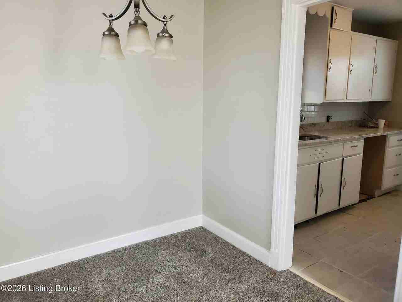 305 S Hubbards Ln - Photo 5 of 13