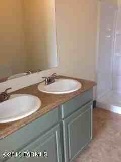 133 W Adams St - Photo 7 of 9