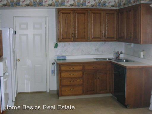 640 E 1600 S St - Photo 2 of 14