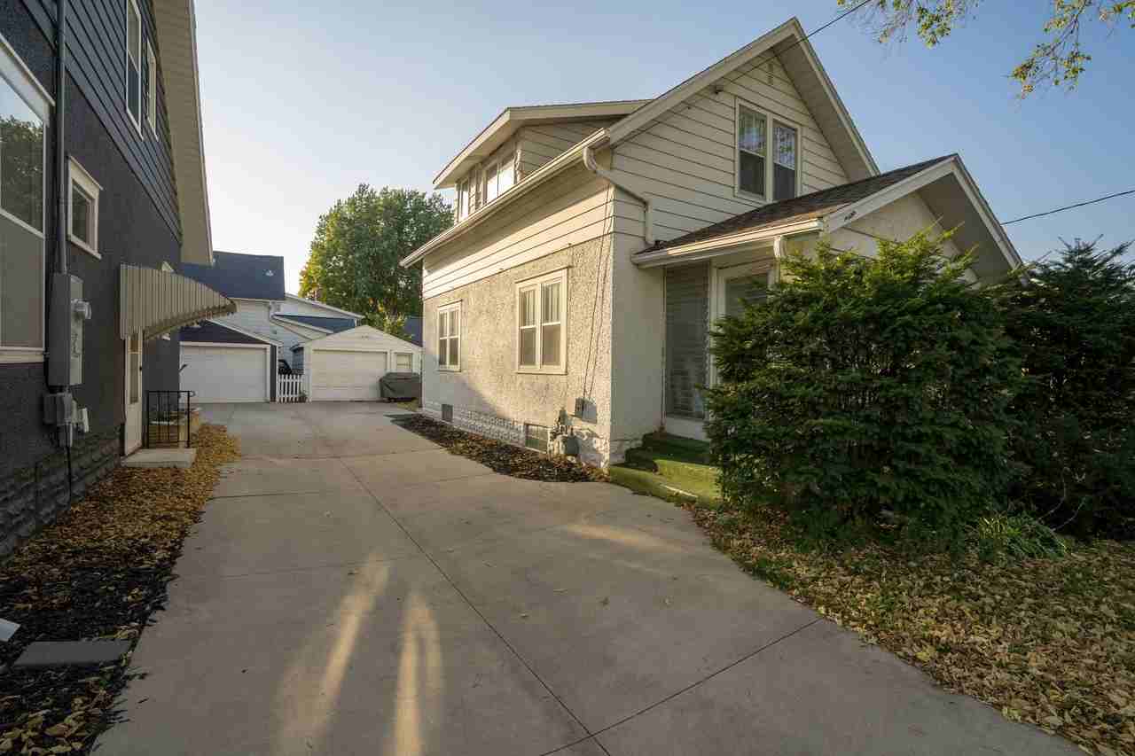 207 7th Ave Nw - Photo 3 of 29