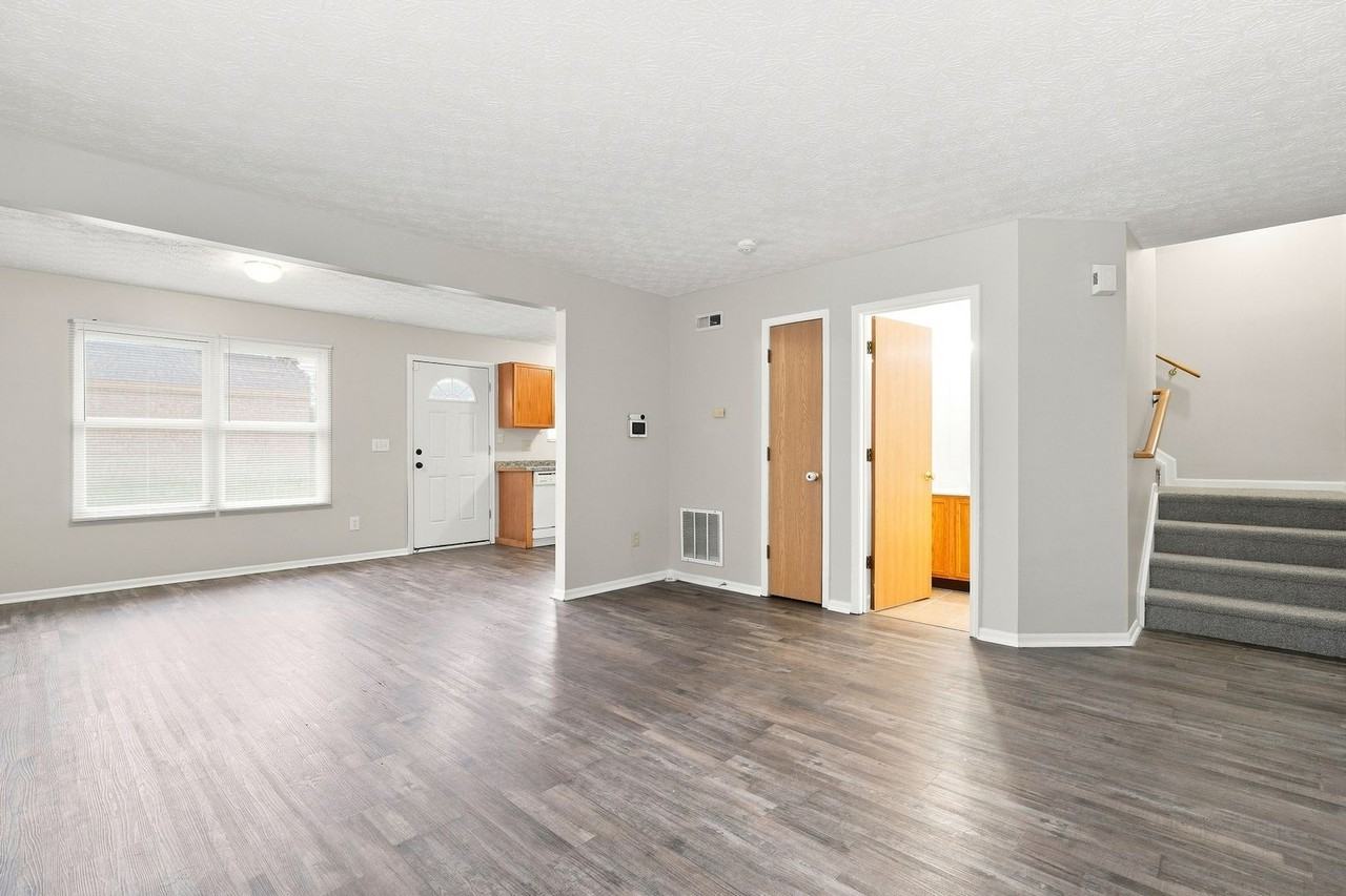 2975 Representation Ter - Photo 3 of 9
