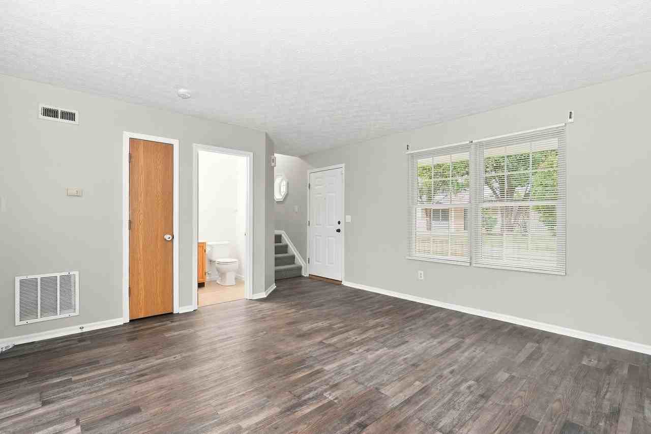 2975 Representation Ter - Photo 4 of 9