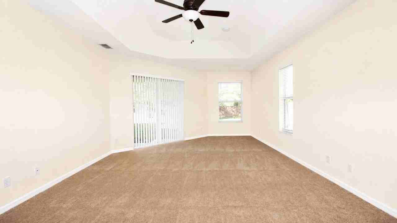 1512 Lindzlu St - Photo 4 of 18