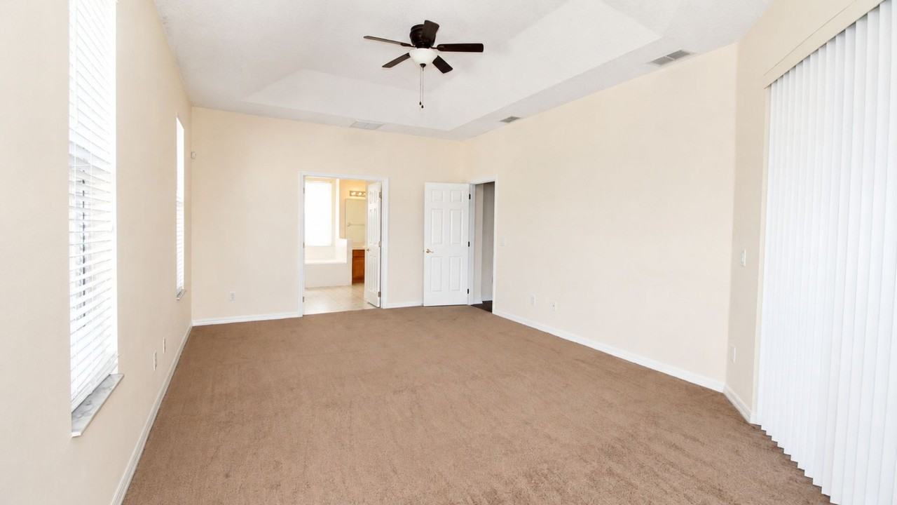 1512 Lindzlu St - Photo 5 of 18