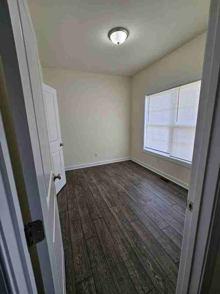 327 Hightide Dr - Photo 4 of 25