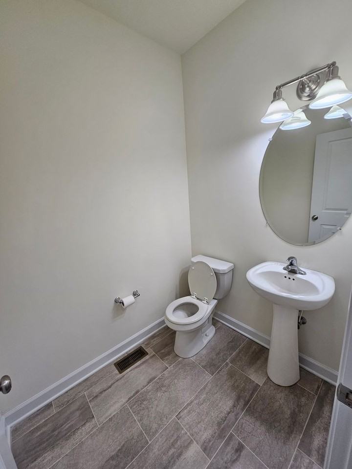 327 Hightide Dr - Photo 7 of 25
