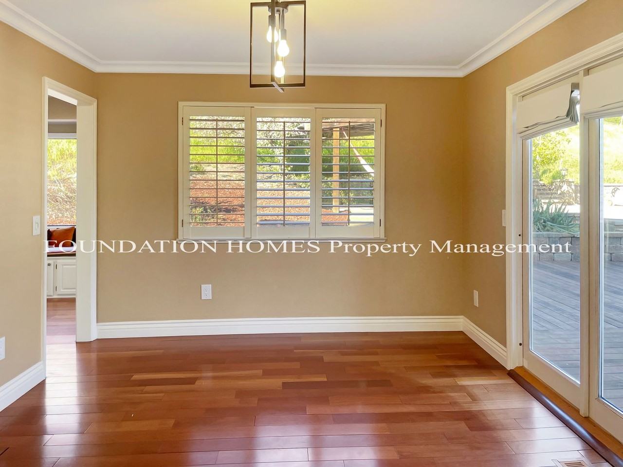 216 San Ramon Way - Photo 7 of 18