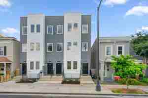 featured image of 711 16th St Ne