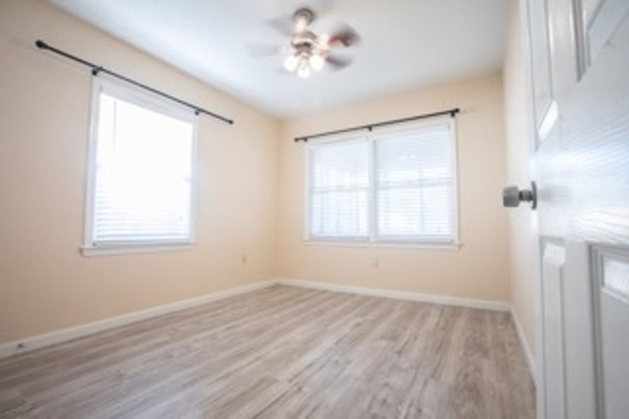 113 Trout St - Photo 4 of 10