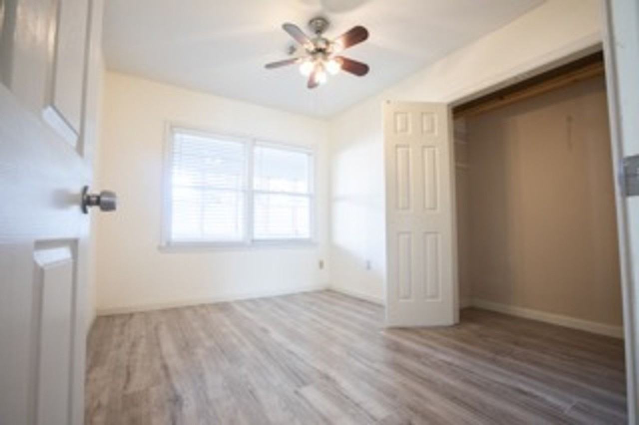 113 Trout St - Photo 5 of 10