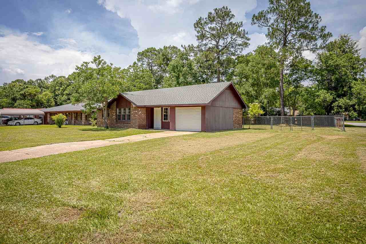 1520 Kingfisher Dr - Photo 2 of 40
