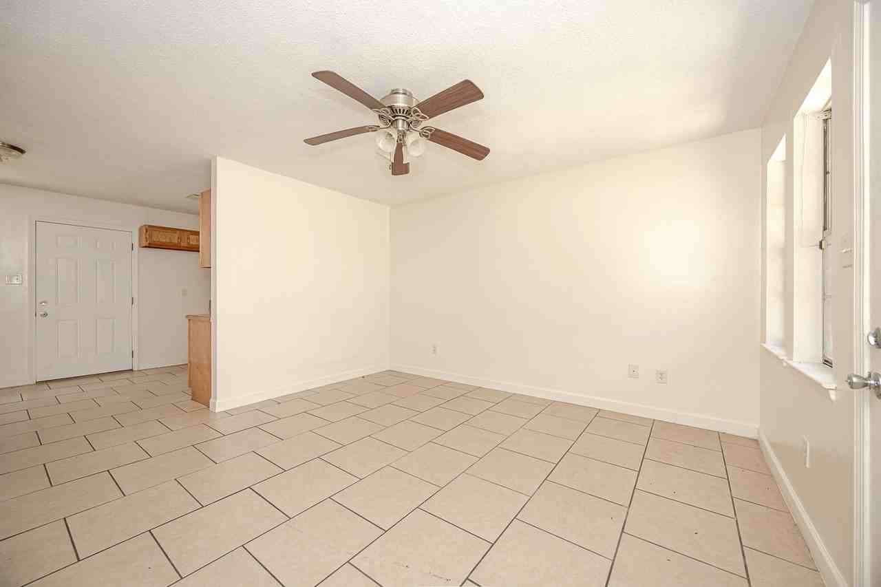 1520 Kingfisher Dr - Photo 7 of 40