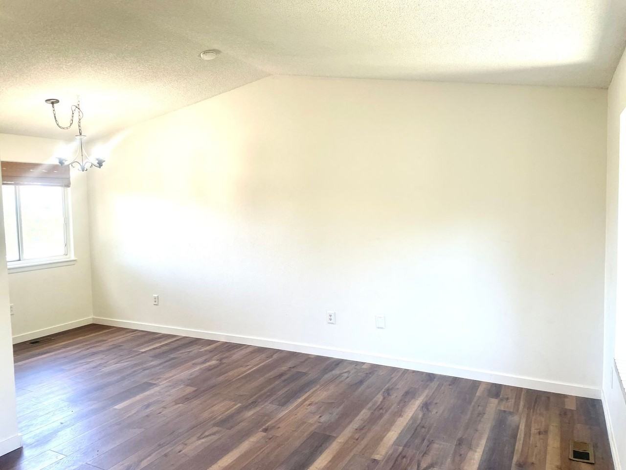 19050 E Mansfield Dr - Photo 5 of 25