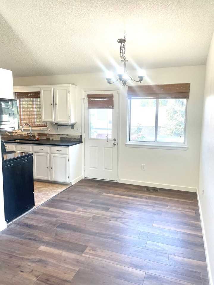 19050 E Mansfield Dr - Photo 6 of 25