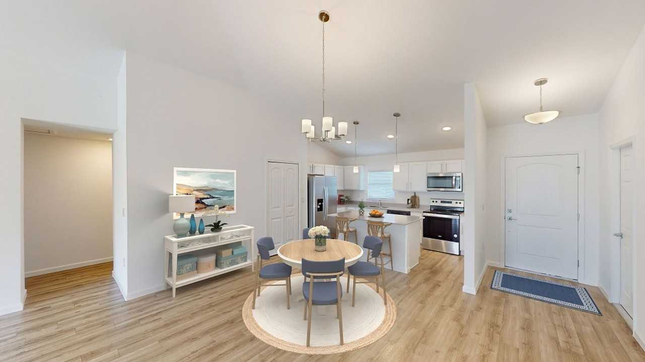 25 Freeport Ln - Photo 4 of 12