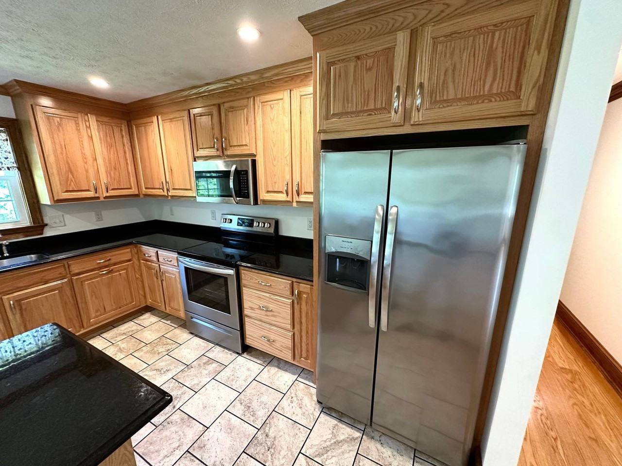 7178 Mumford View Dr - Photo 3 of 13