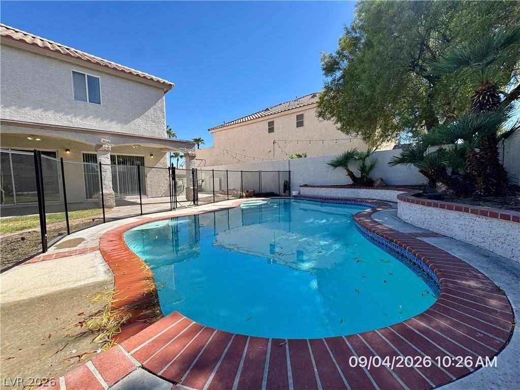 7817 Wedlock Ln - Photo 3 of 50