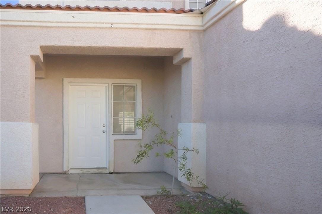 6651 Majestic Pearl Pl #0 - Photo 3 of 37