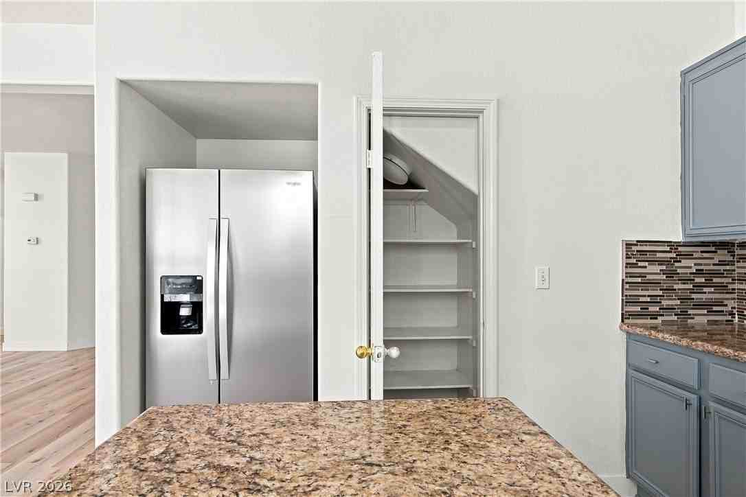 6651 Majestic Pearl Pl #0 - Photo 6 of 37