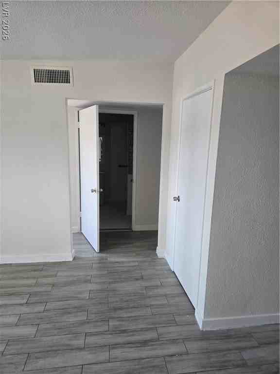 2107 Statz St #5 - Photo 7 of 20