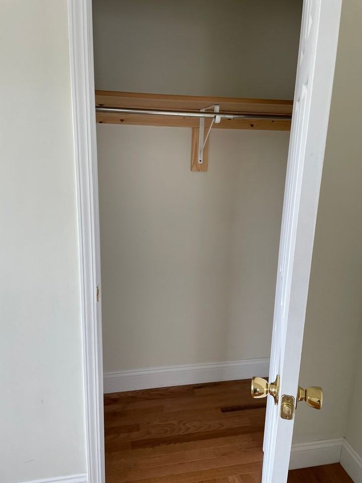 1413 S Walnut St - Photo 7 of 17
