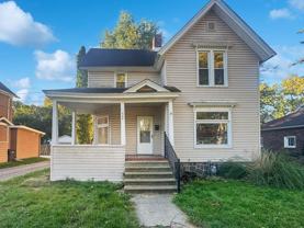 368 Garfield Ave - Photo 1 of 1
