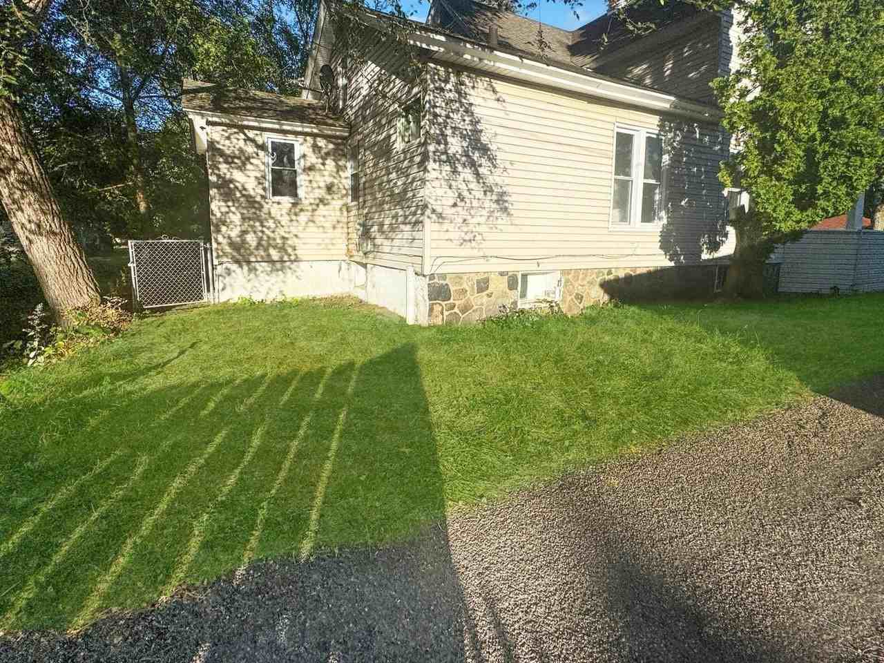 368 Garfield Ave - Photo 2 of 27