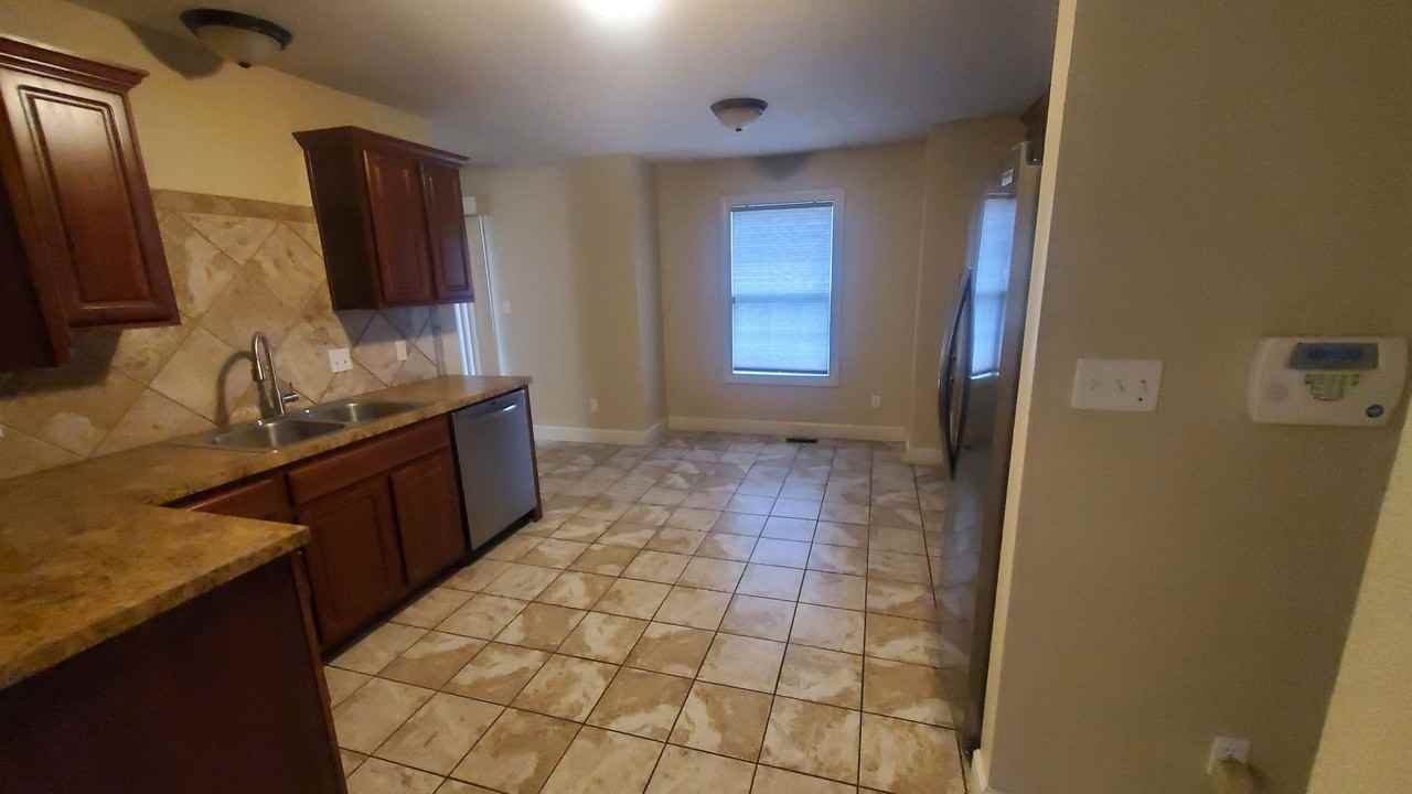 8837 Marigold Ln - Photo 6 of 27