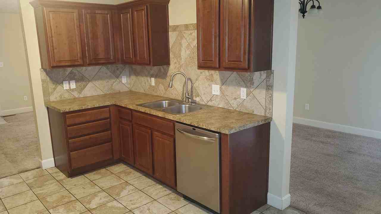 8837 Marigold Ln - Photo 7 of 27
