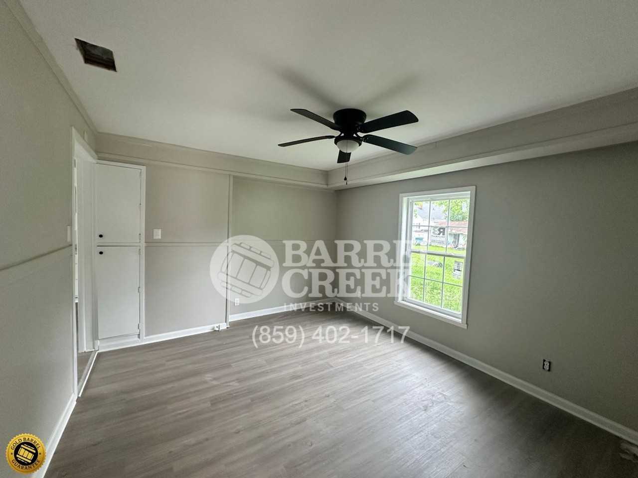 115 Robertson Ln - Photo 2 of 15