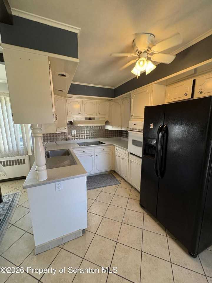 30 La Grange St #1 - Photo 3 of 13