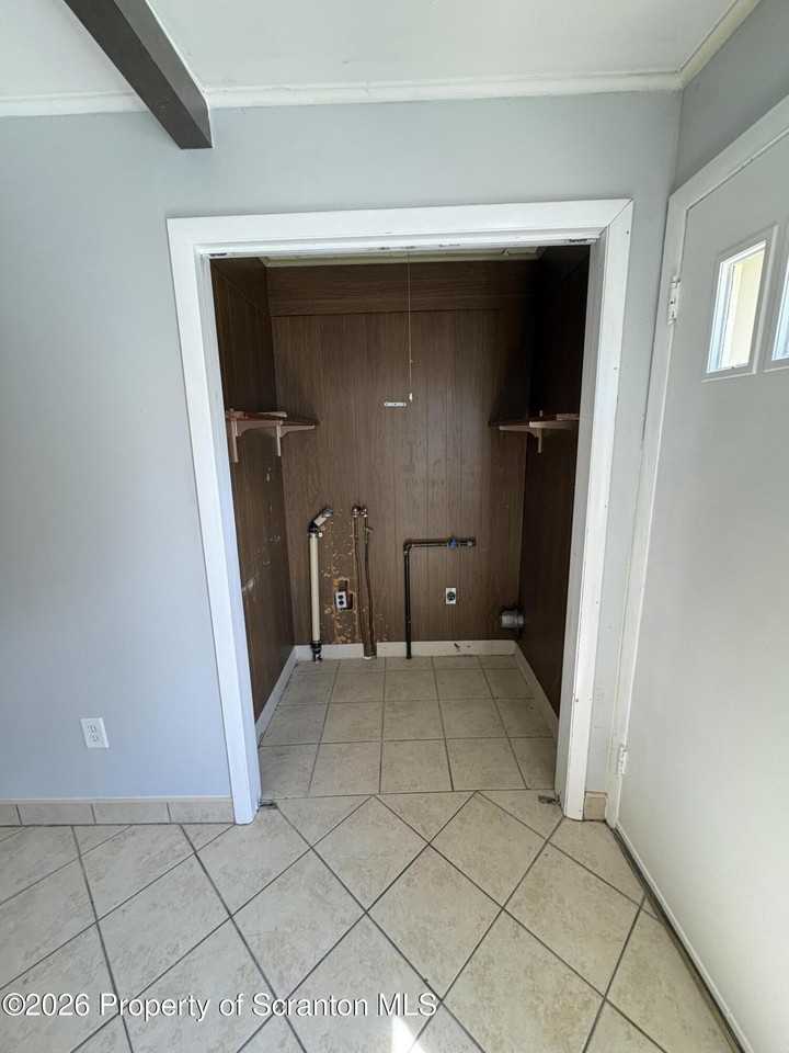 30 La Grange St #1 - Photo 4 of 13
