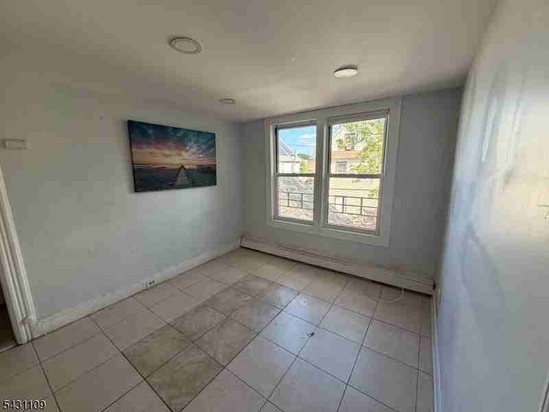 325 Stebbins Pl #2 - Photo 2 of 6