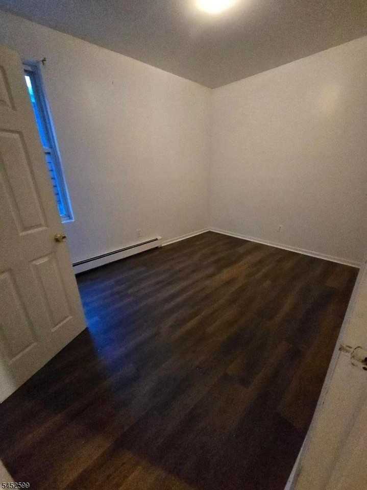782 Grove St #2 - Photo 2 of 5