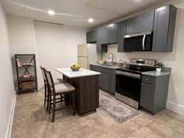 featured image of 324 N 11th St
