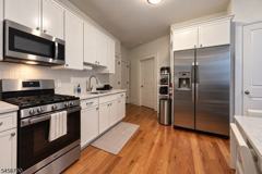 130 N Spring St #2L - Photo 1 of 1